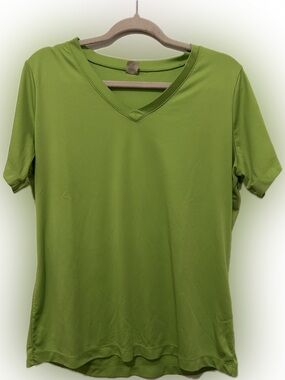 Women’s V-Neck Active Tee in Green - Lightweight Casual Top